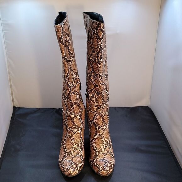 A NEW. DAY SNAKE PRINT  KNEE-HIGH WOMEN'S BOOT - Picture 2 of 16